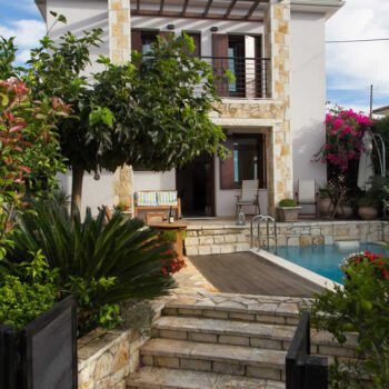Aloe is a self catering villa for rent, with a swimming pool and a view to the Ionian sea at a close distance, in Sivota village, Thesprotia, Greece. Both Aktion - Preveza and Corfu airports are less than an hour and a half away!