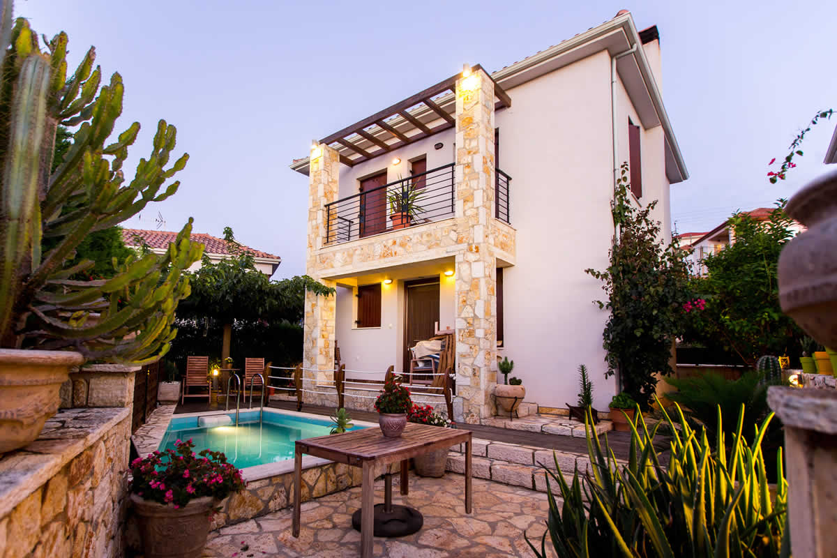 Villa Cactus, a fully equipped house with a swimming pool for rent in Syvota village, Thesprotia, Greece